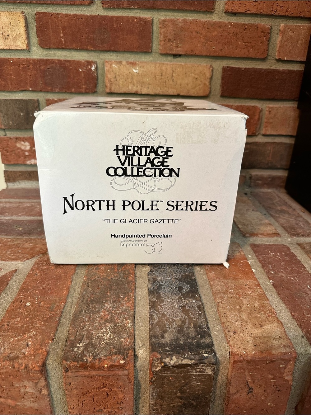 Department 56 North Pole Series The Glacier Gazette 1997 Porcelain Lighted Works - Picture 7 of 9